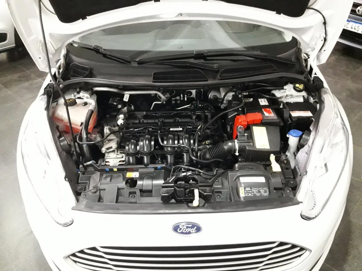Ford Fiesta Kinetic Design 1.6 Se 120cv